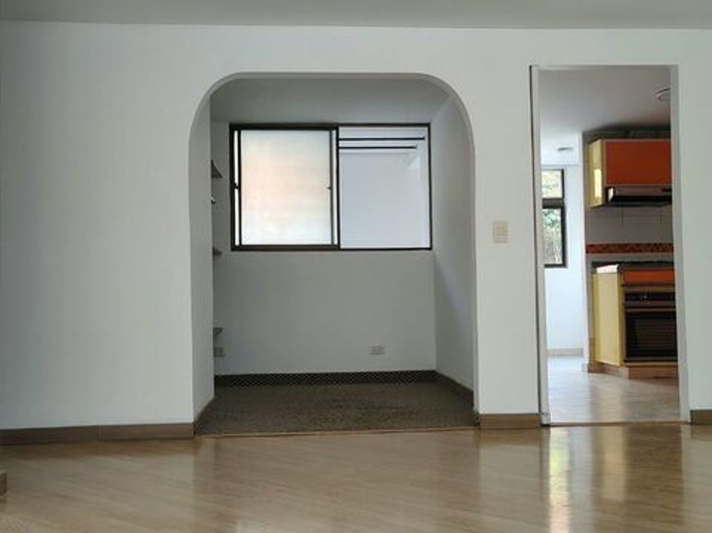 Apartamento de 2 alcobas en venta en Chapinero, Bogotá, 86 m² · foto 3 de 17