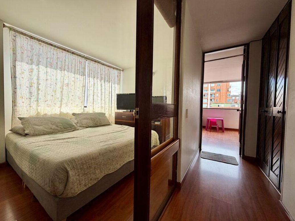 Apartamento de 2 alcobas en venta en Caobos Salazar, Bogotá, 51 m² · foto 7 de 20