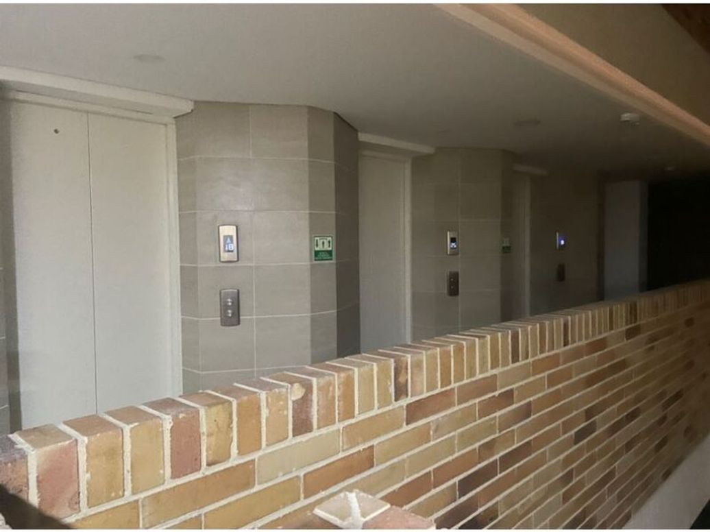 Apartamento de 3 alcobas en venta en San Victorino, Bogotá, 81 m² · foto 13 de 16