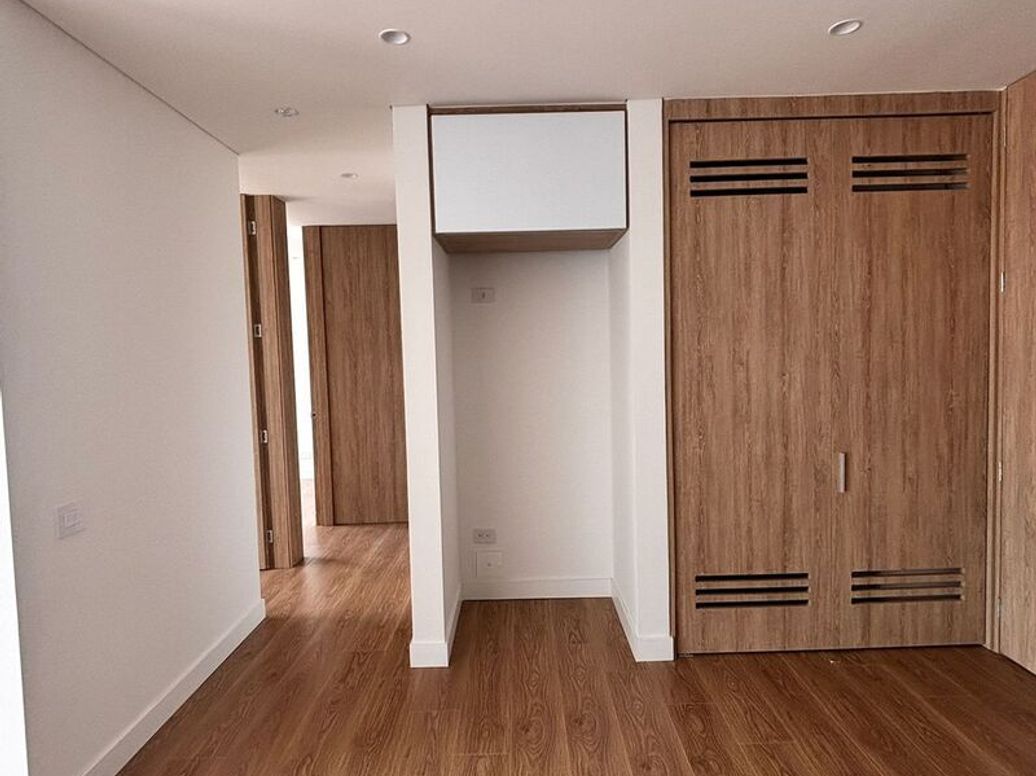 Apartamento de 2 alcobas en venta en El Recuerdo, Bogotá, 61 m² · foto 6 de 20