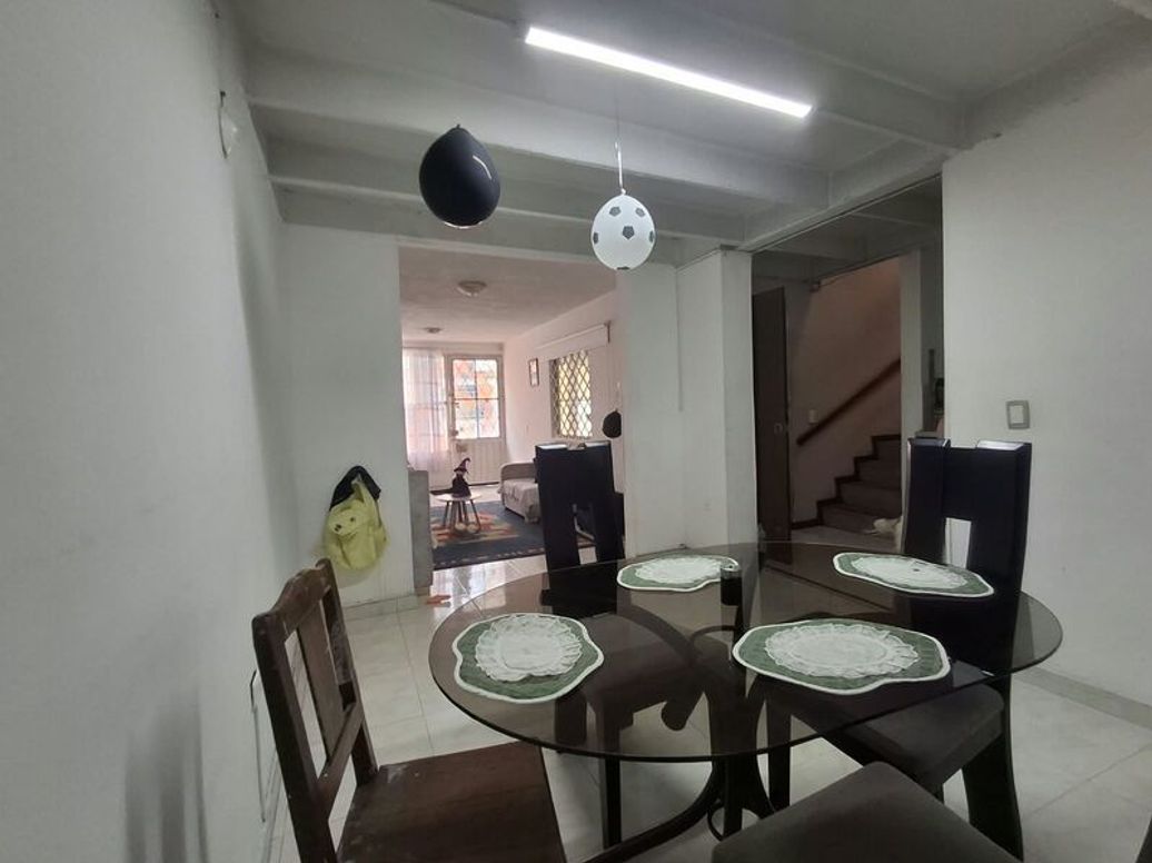 Casa de 6 alcobas en venta en El Cedro, Bogotá, 230 m² · foto 16 de 20