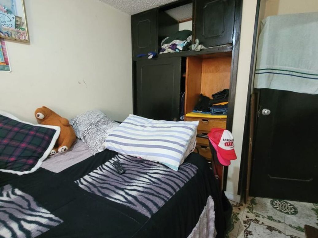 Casa de 6 alcobas en venta en Carvajal, Bogotá, 180 m² · foto 13 de 20