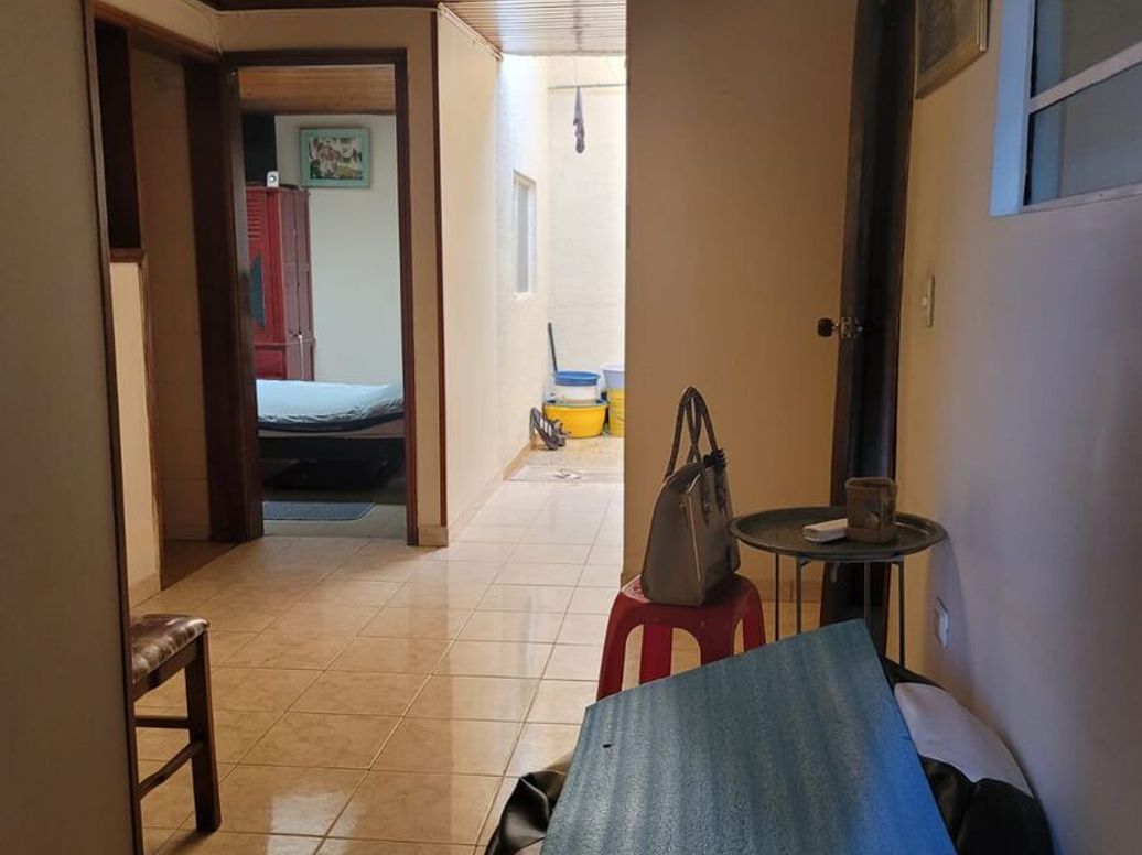 Casa de 6 alcobas en venta en Carvajal, Bogotá, 180 m² · foto 9 de 20