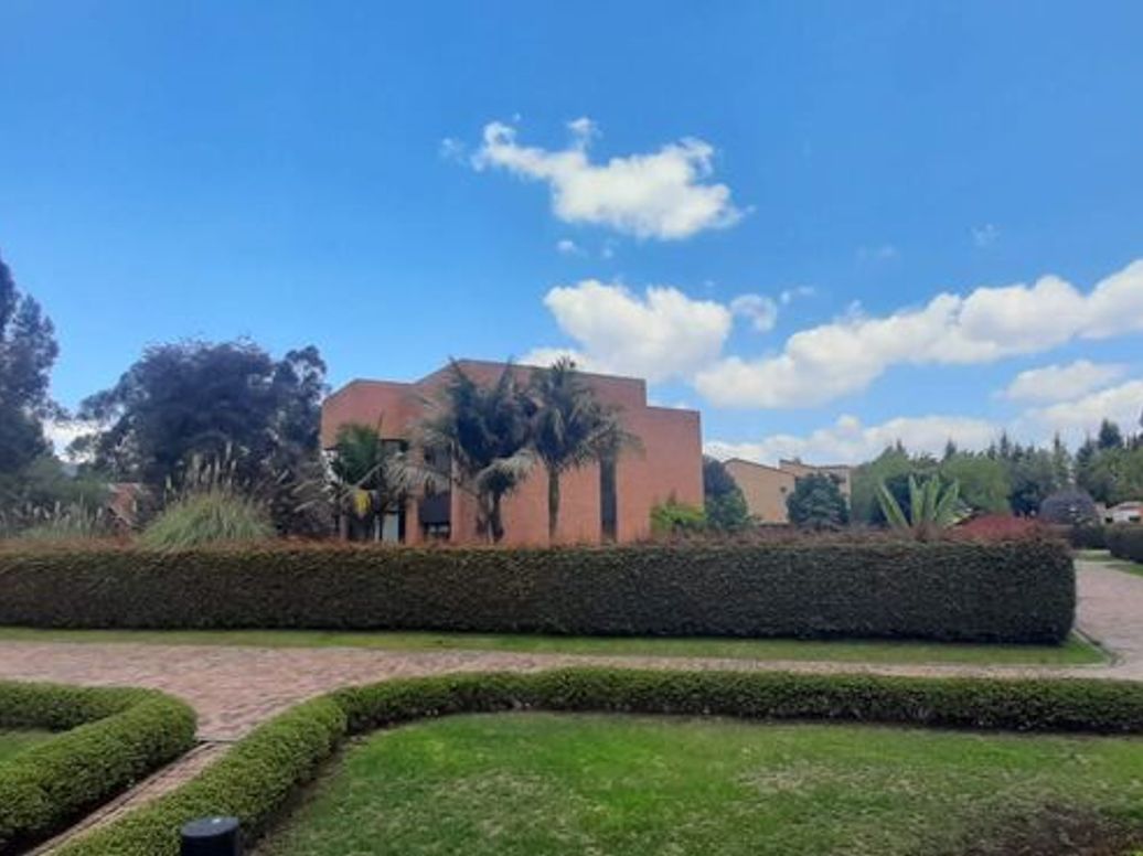 Casa de 3 alcobas en venta en Casa Blanca, Bogotá, 370 m² · foto 9 de 14