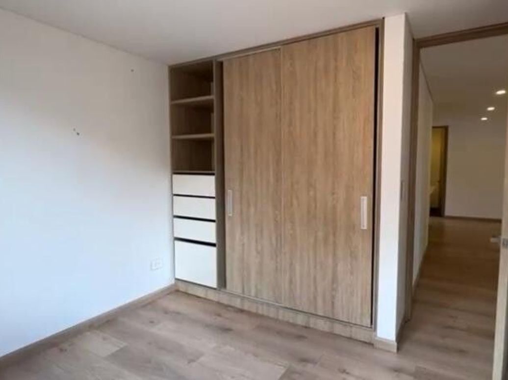 Apartamento de 3 alcobas en venta en Rincon Del Chicó, Bogotá, 100 m² · foto 5 de 12