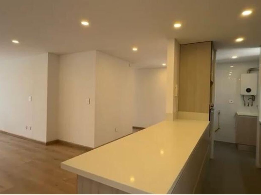 Apartamento de 3 alcobas en venta en Rincon Del Chicó, Bogotá, 100 m² · foto 2 de 12