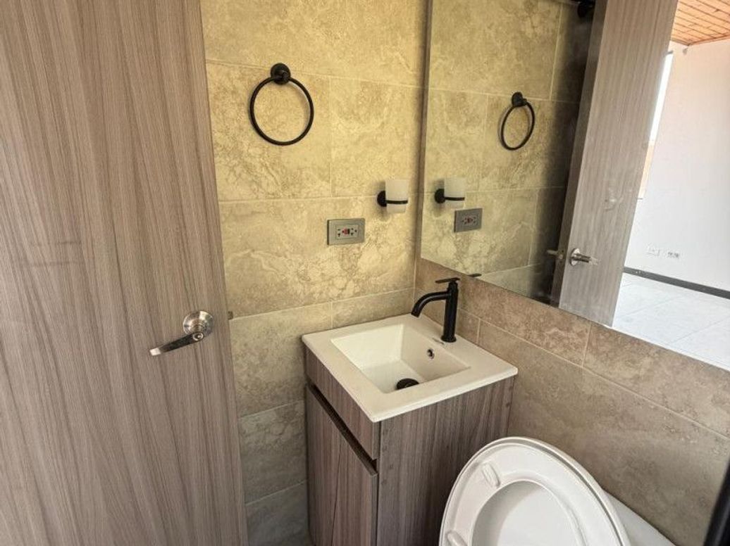 Apartamento de 3 alcobas en venta en Capellanía, Bogotá, 64 m² · foto 18 de 20