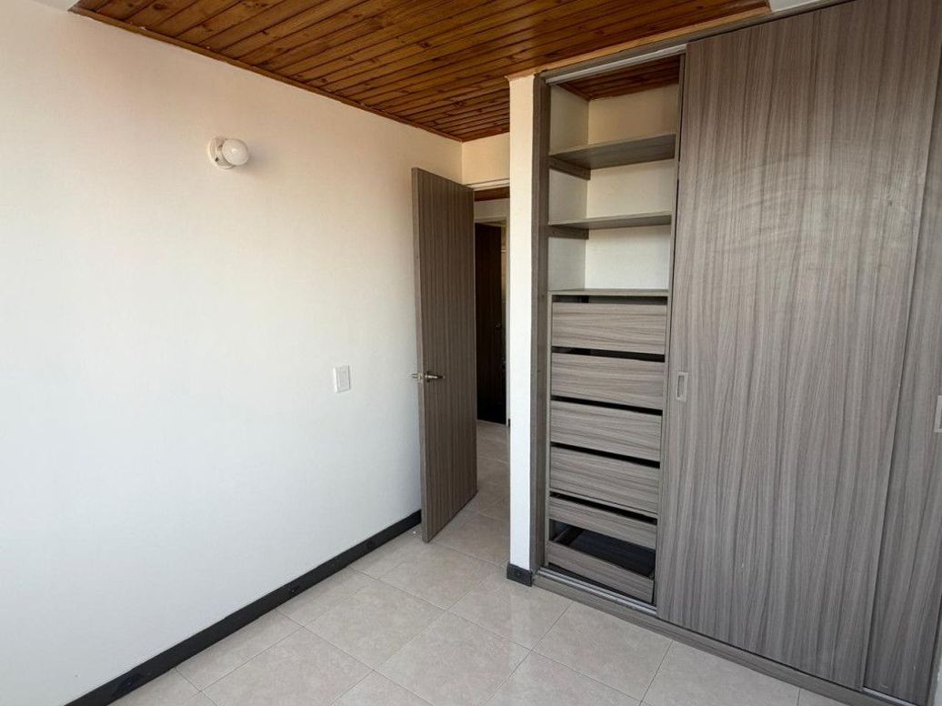 Apartamento de 3 alcobas en venta en Capellanía, Bogotá, 64 m² · foto 12 de 20