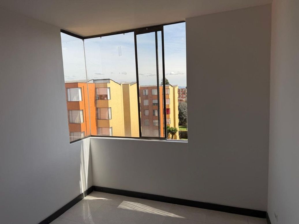 Apartamento de 3 alcobas en venta en Capellanía, Bogotá, 64 m² · foto 13 de 20