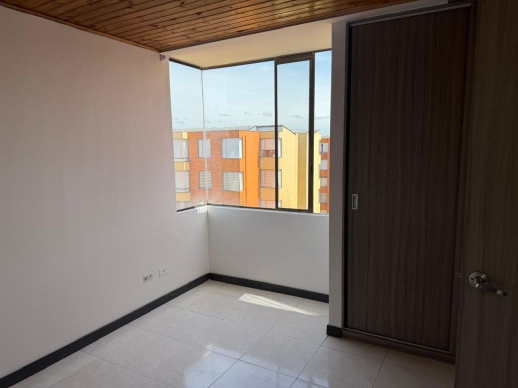 Apartamento de 3 alcobas en venta en Capellanía, Bogotá, 64 m² · foto 14 de 20