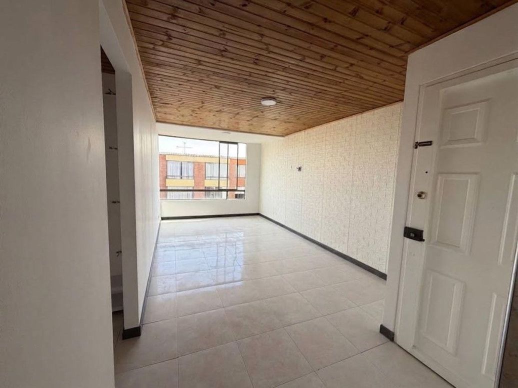 Apartamento de 3 alcobas en venta en Capellanía, Bogotá, 64 m² · foto 3 de 20
