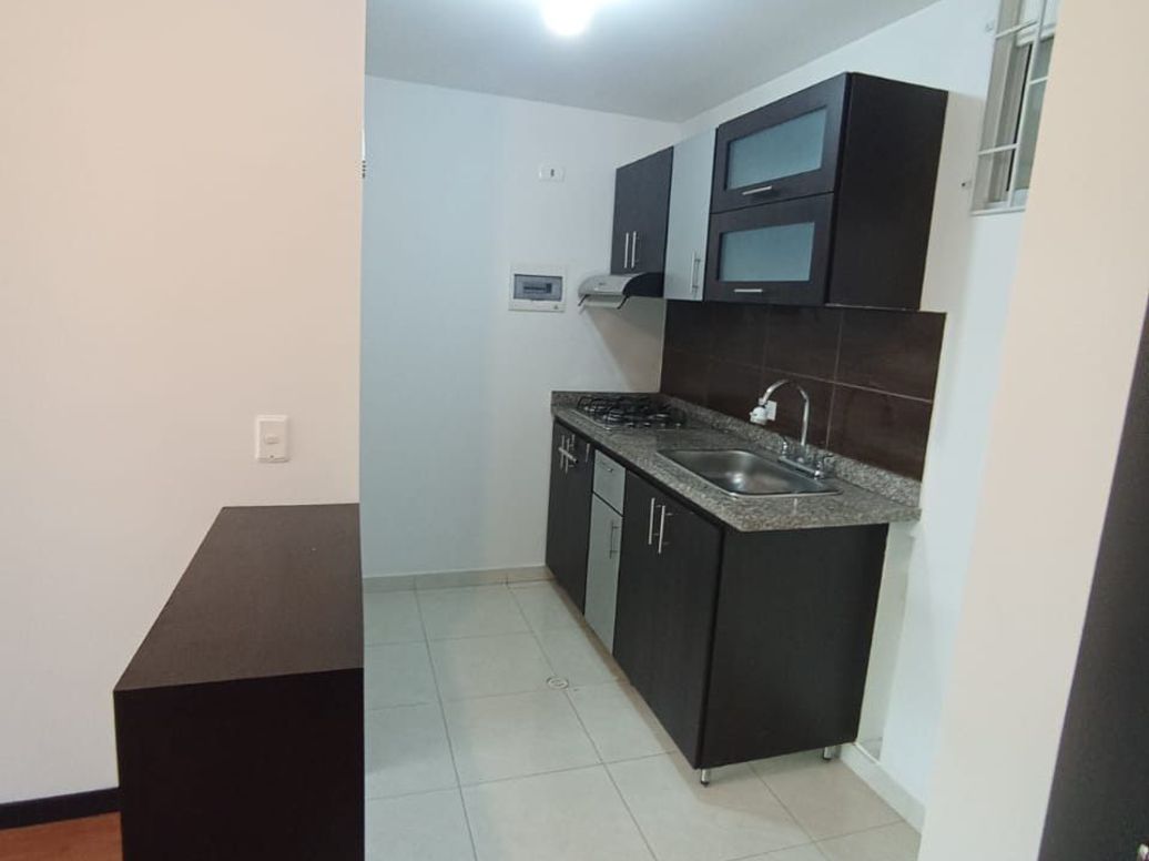 Apartaestudio en arriendo en San Antonio Nor - Occidental, Bogotá, 40 m² · foto 7 de 9