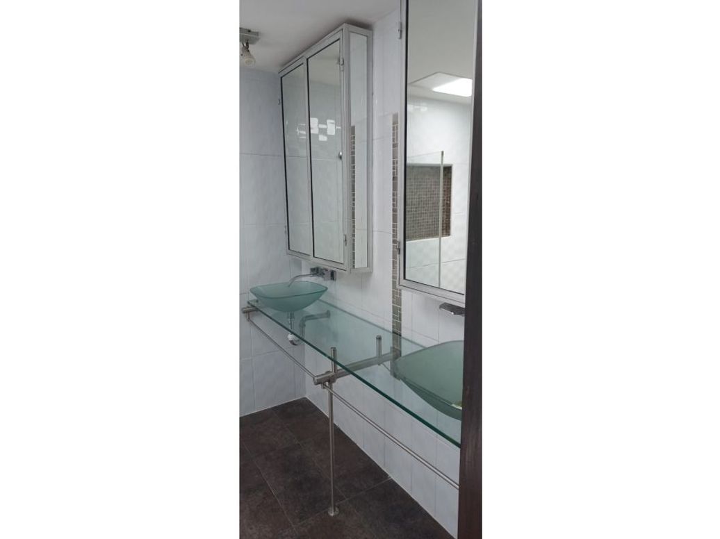 Casa de 3 alcobas en venta en Santa Paula, Bogotá, 285 m² · foto 9 de 20