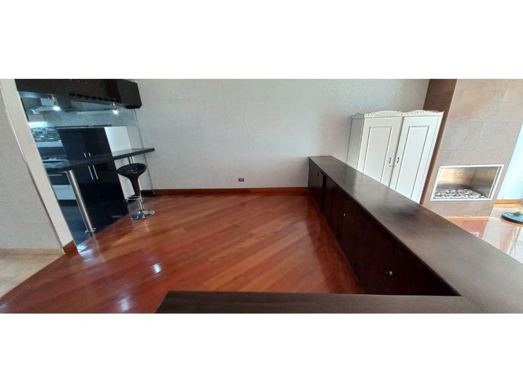Casa de 3 alcobas en venta en Santa Paula, Bogotá, 285 m² · foto 4 de 20