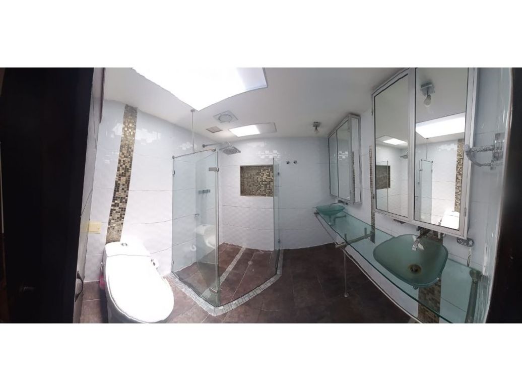 Casa de 3 alcobas en venta en Santa Paula, Bogotá, 285 m² · foto 11 de 20