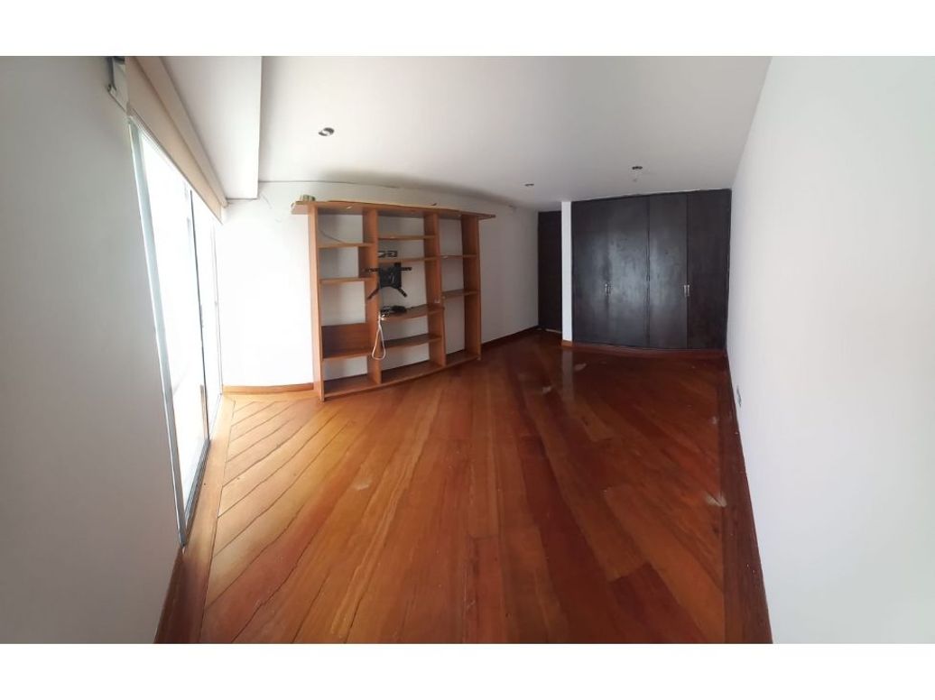 Casa de 3 alcobas en venta en Santa Paula, Bogotá, 285 m² · foto 16 de 20