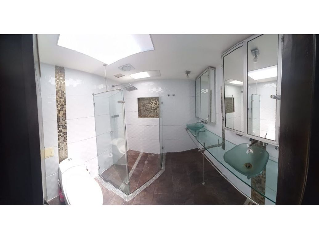 Casa de 3 alcobas en venta en Santa Paula, Bogotá, 285 m² · foto 7 de 20
