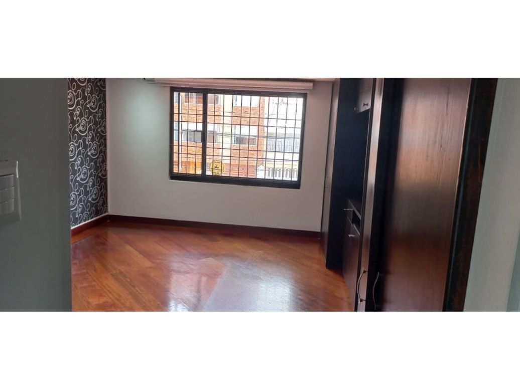 Casa de 3 alcobas en venta en Santa Paula, Bogotá, 285 m² · foto 15 de 20
