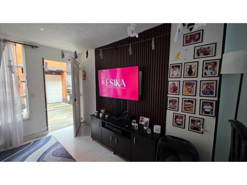Casa de 3 alcobas en venta en Sabana De Tibabuyes, Bogotá, 74 m² · foto 5 de 20