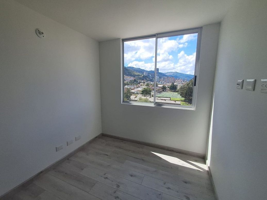 Apartamento de 2 alcobas en arriendo en Santa Teresa, Bogotá, 60 m² · foto 7 de 18