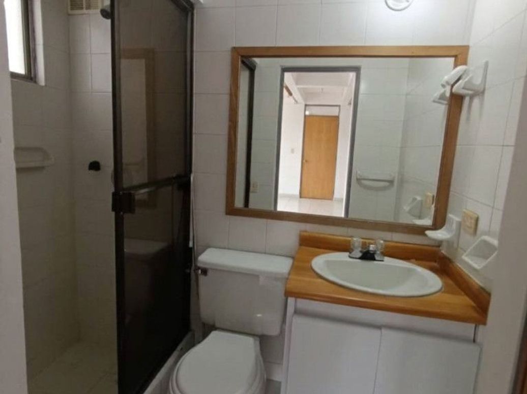 Apartamento de 2 alcobas en venta en Las Villas, Bogotá, 67 m² · foto 13 de 18