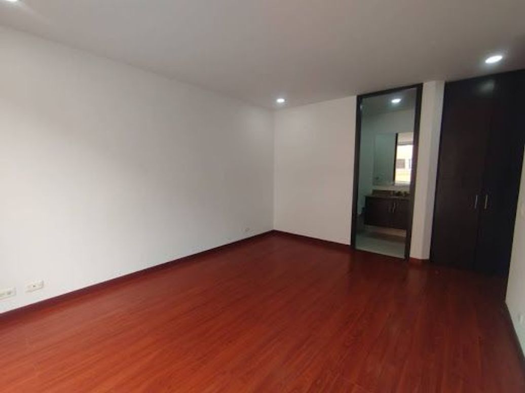 Apartamento de 2 alcobas en venta en Victoria Norte, Bogotá, 66 m² · foto 8 de 15