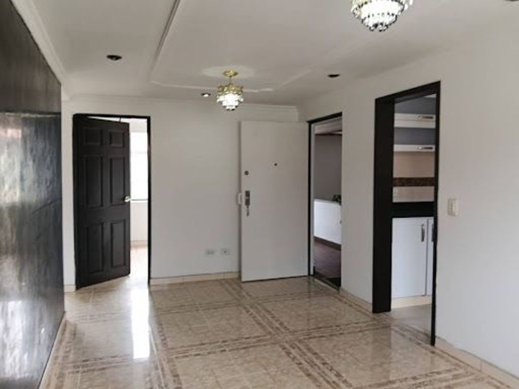 Apartamento de 3 alcobas en arriendo en San Antonio Norte, Bogotá, 60 m² · foto 10 de 20