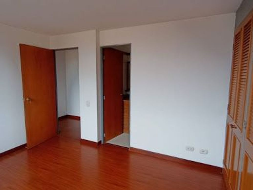 Apartamento de 3 alcobas en arriendo en Victoria Norte, Bogotá, 78 m² · foto 9 de 10
