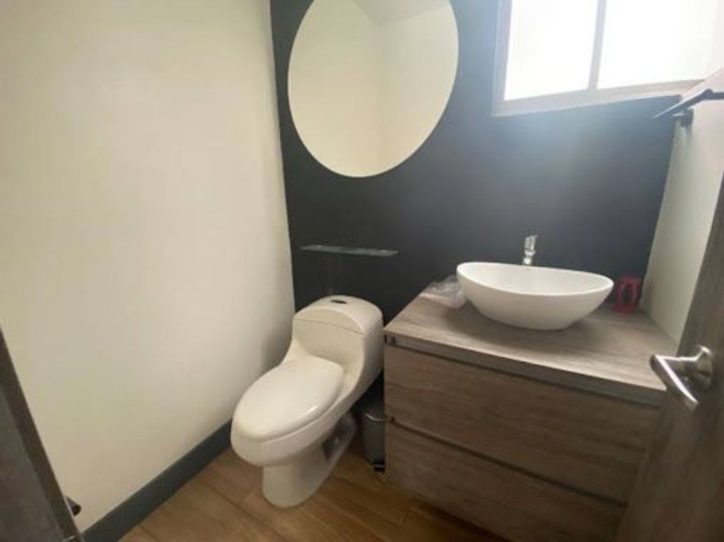 Apartamento de 2 alcobas en arriendo en Chicó Norte, Bogotá, 90 m² · foto 11 de 12