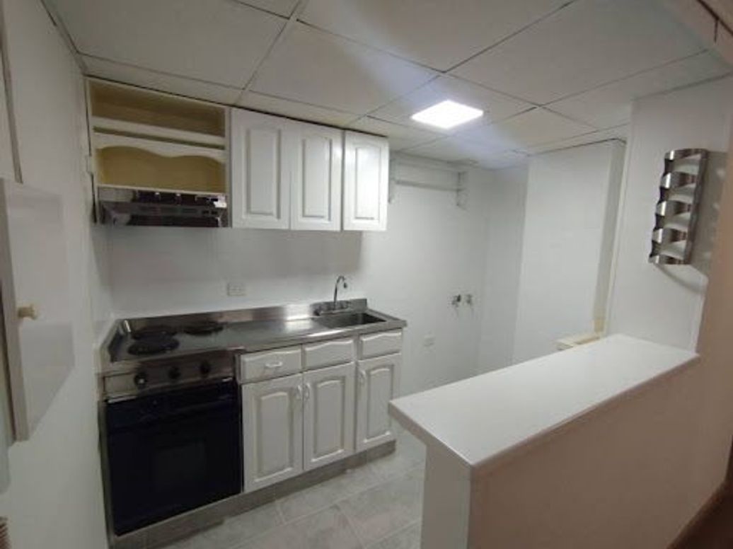 Apartamento de 1 alcoba en arriendo en Belalcázar, Bogotá, 30 m² · foto 3 de 17