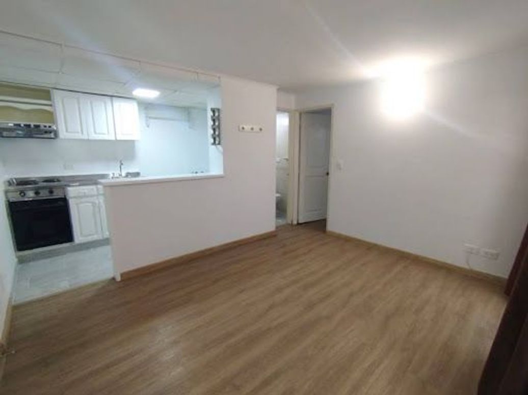 Apartamento de 1 alcoba en arriendo en Belalcázar, Bogotá, 30 m² · foto 14 de 17