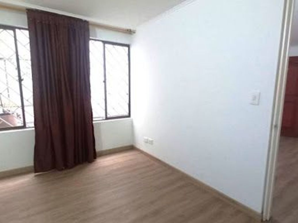 Apartamento de 1 alcoba en arriendo en Belalcázar, Bogotá, 30 m² · foto 8 de 17