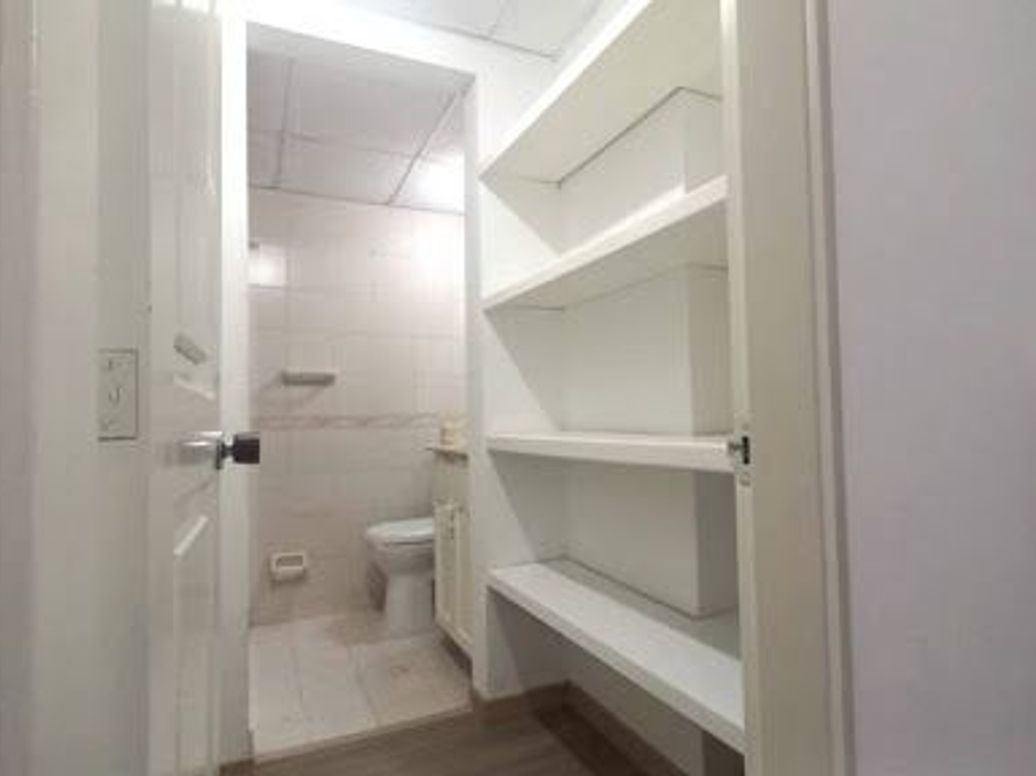 Apartamento de 1 alcoba en arriendo en Belalcázar, Bogotá, 30 m² · foto 9 de 17