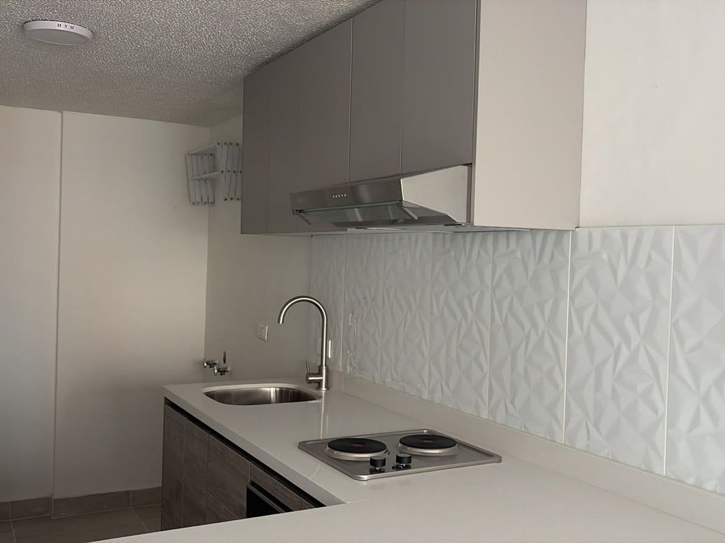 Apartamento de 2 alcobas en arriendo en Marly, Bogotá, 47 m² · foto 2 de 10