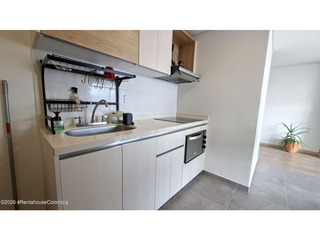 Apartamento de 1 alcoba en arriendo en Cedritos, Bogotá, 50 m² · foto 8 de 20