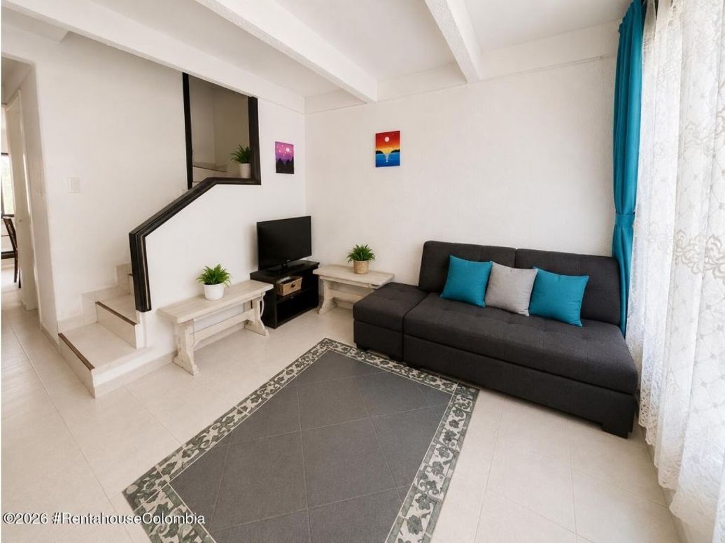 Casa de 2 alcobas en venta en Tibabuyes, Bogotá, 47 m² · foto 3 de 20