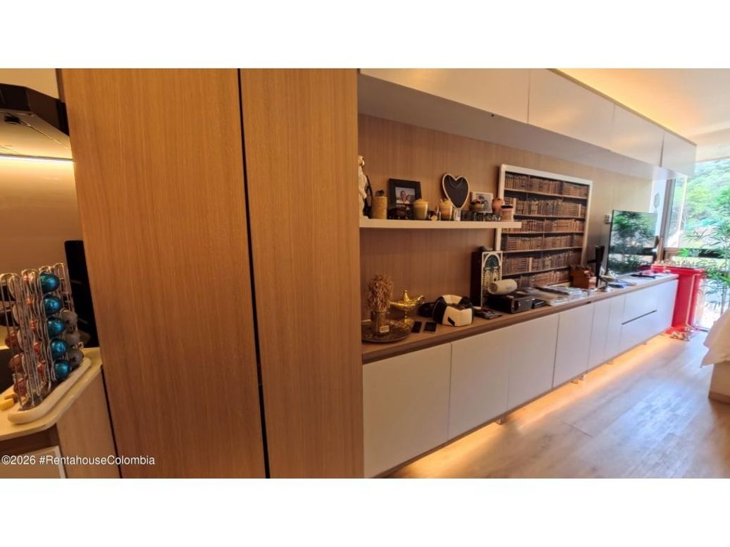 Apartamento de 1 alcoba en venta en Bosque De Pinos, Bogotá, 30 m² · foto 8 de 11