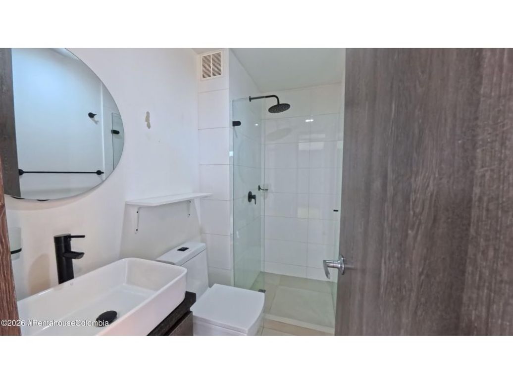 Apartamento de 3 alcobas en venta en Cedritos, Bogotá, 84 m² · foto 10 de 20