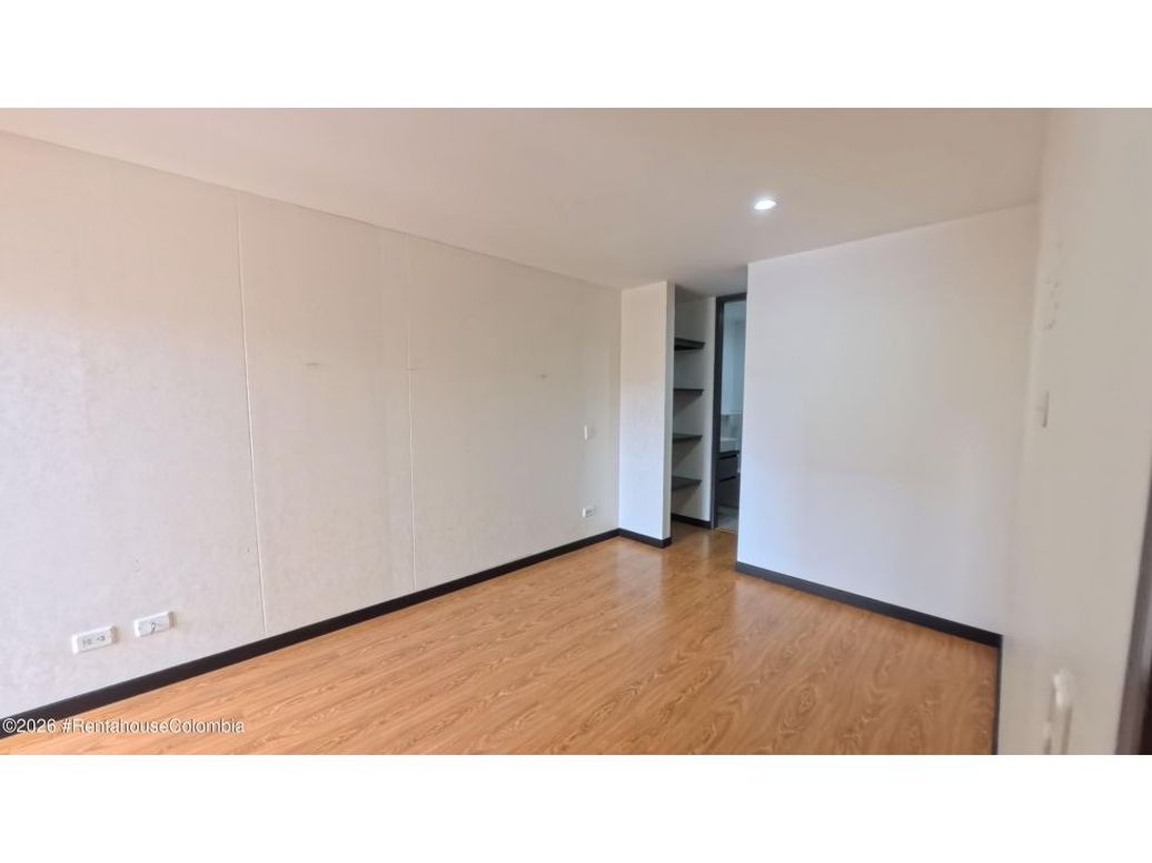 Apartamento de 3 alcobas en venta en Cedritos, Bogotá, 84 m² · foto 12 de 20