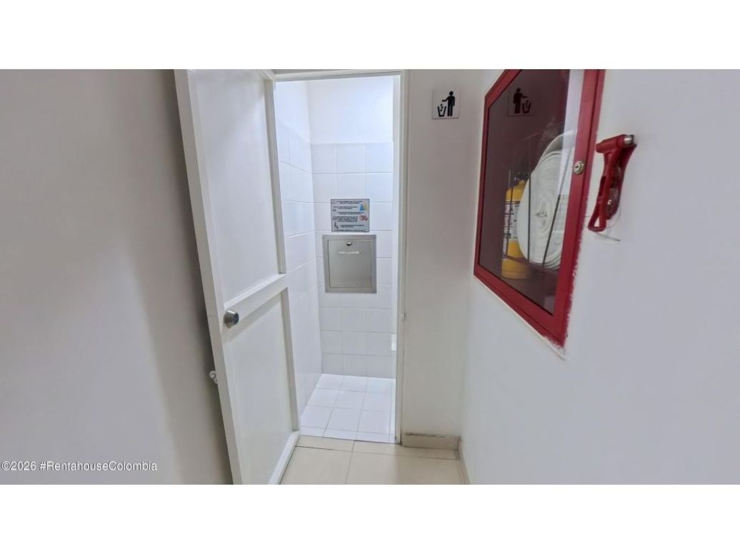 Apartamento de 3 alcobas en venta en Cedritos, Bogotá, 84 m² · foto 16 de 20