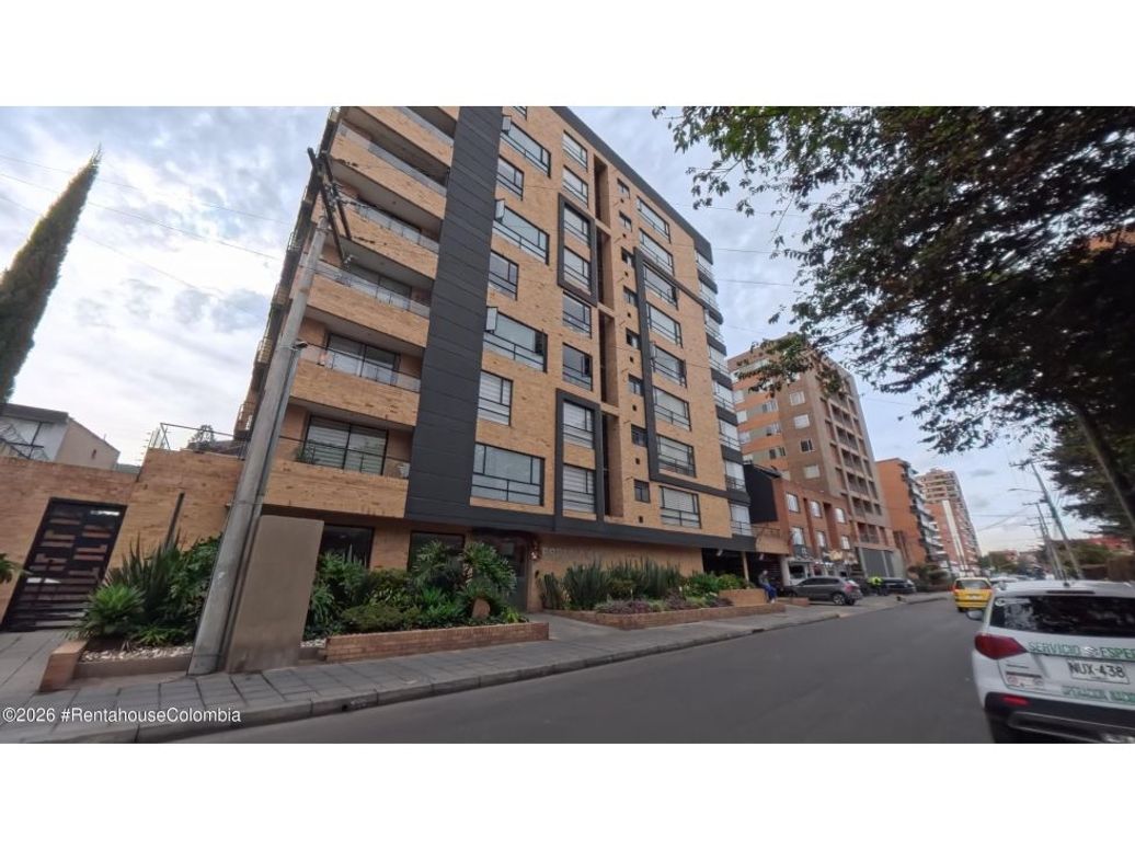 Apartamento de 3 alcobas en venta en Cedritos, Bogotá, 84 m² · foto 2 de 20
