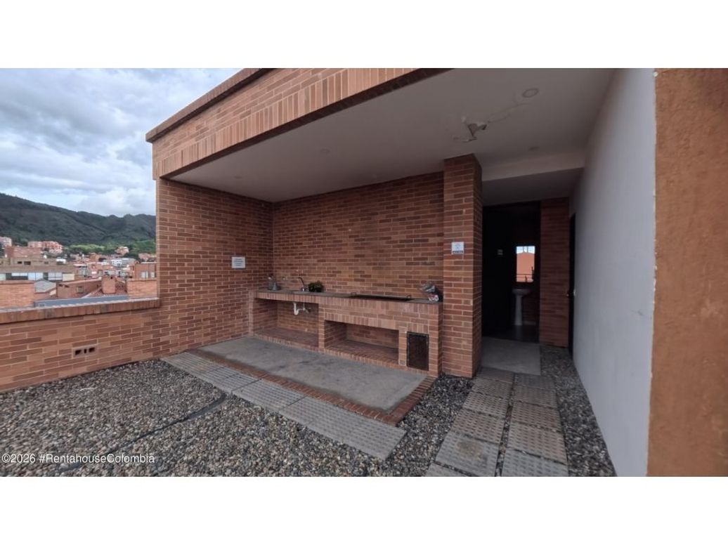 Apartamento de 1 alcoba en venta en Santa Barbara Central, Bogotá, 30 m² · foto 14 de 15
