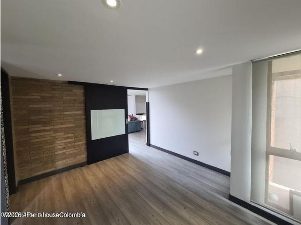 Apartamento de 2 alcobas en venta en Cedro Salazar, Bogotá, 93 m² · foto 10 de 20