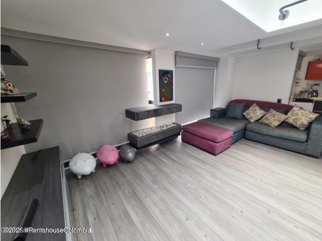Apartamento de 2 alcobas en venta en Cedro Salazar, Bogotá, 93 m² · foto 8 de 20