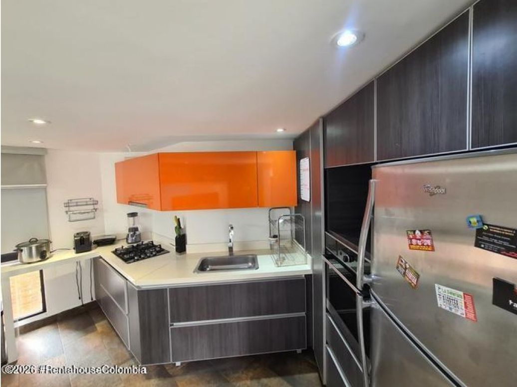 Apartamento de 2 alcobas en venta en Cedro Salazar, Bogotá, 93 m² · foto 4 de 20