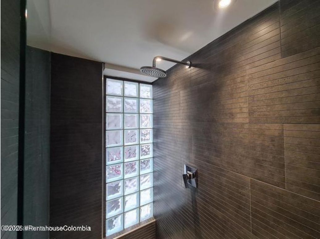 Apartamento de 2 alcobas en venta en Cedro Salazar, Bogotá, 93 m² · foto 12 de 20