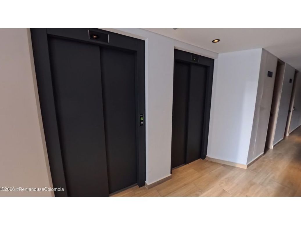 Apartamento de 1 alcoba en venta en Quinta Paredes, Bogotá, 23 m² · foto 9 de 20