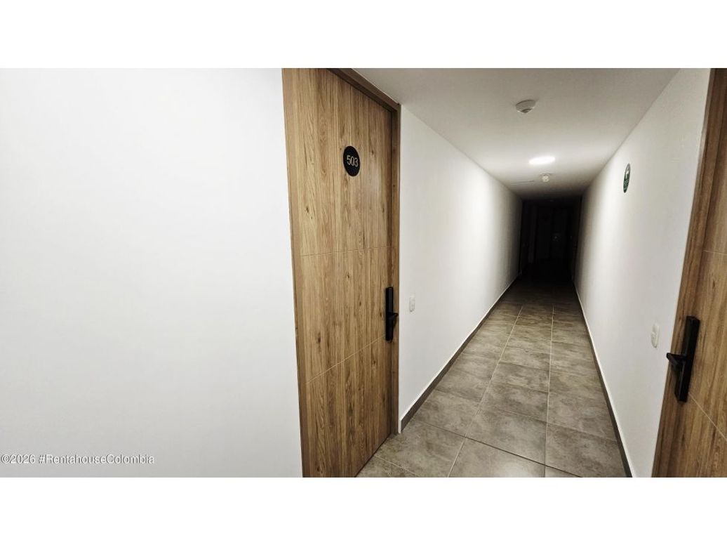 Apartamento de 1 alcoba en venta en Bogotá, Bogotá, 29 m² · foto 2 de 9