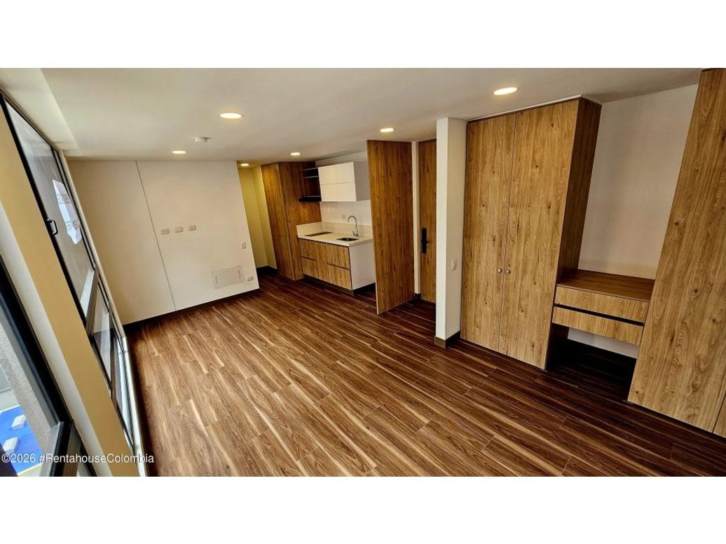 Apartamento de 1 alcoba en venta en Bogotá, Bogotá, 29 m² · foto 3 de 9