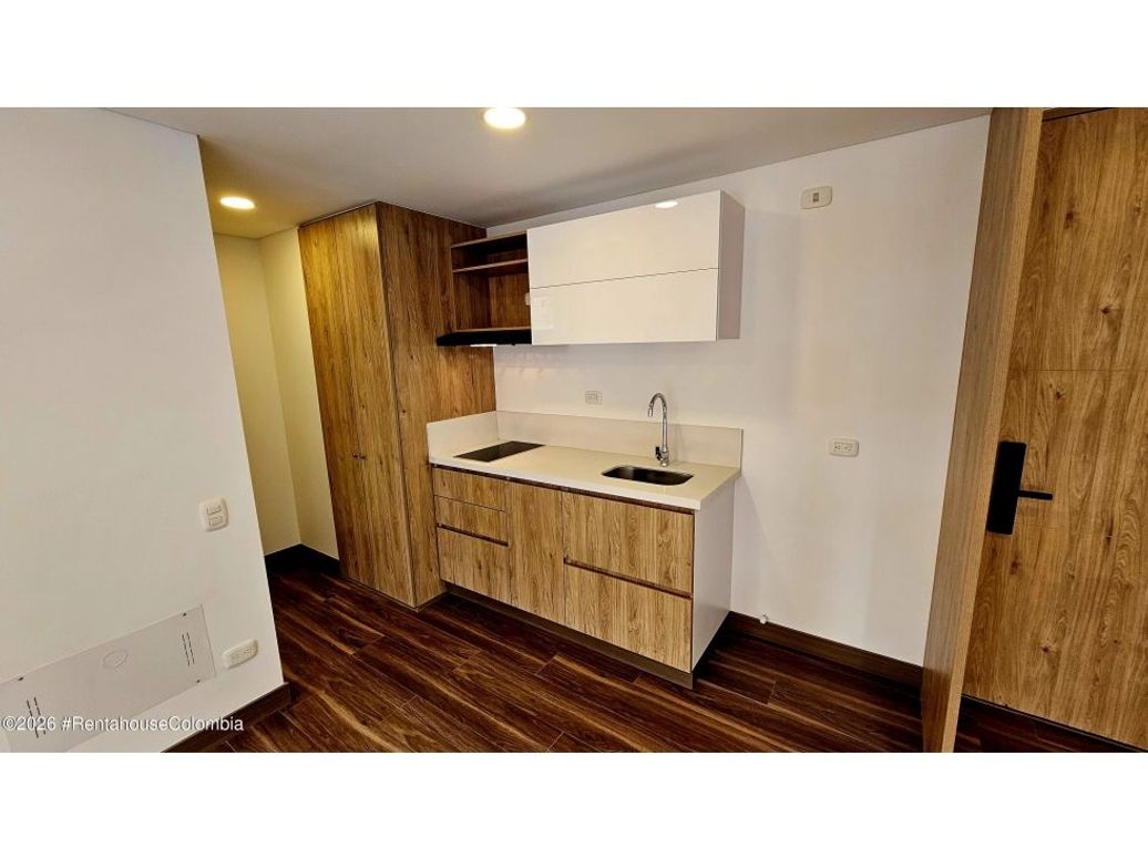 Apartamento de 1 alcoba en venta en Bogotá, Bogotá, 29 m² · foto 5 de 9